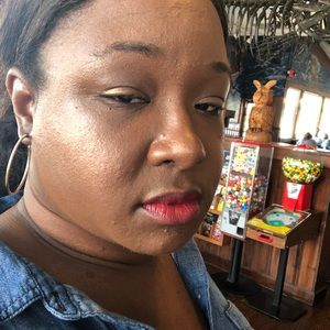 Meet your Posher, Rhonda